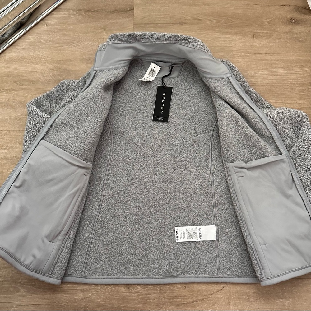 Aritzia Golden Regulate Grey Zip-Up Jacket - Picture 7 of 11